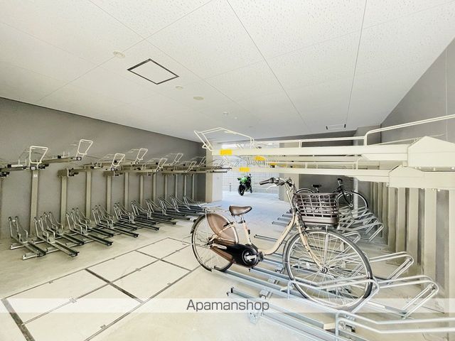 エスリード葵 広小路通の玄関写真