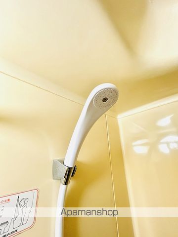 シャトル中宮の内装写真
