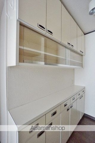 メゾン西千代田の内装写真