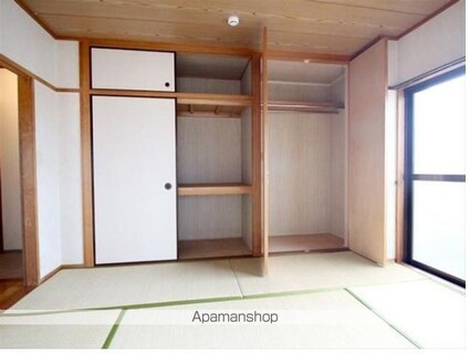 ＴＫＳマンション[2LDK/49.37m2]の収納