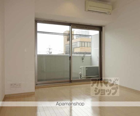 下京区朱雀北ノ口町マンションの内装写真