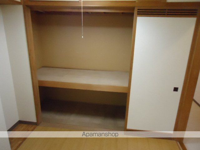 ライオンズマンション宮の森第2の内装写真