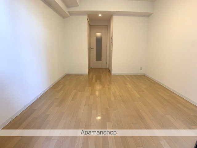 プラウドフラット新大阪の内装写真