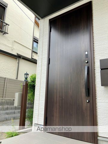 総武・中央緩行線 荻窪駅 徒歩13分 2階建 築6年の玄関写真