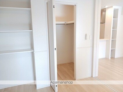 クラヴィーアⅤ[1LDK/50.14m2]の収納