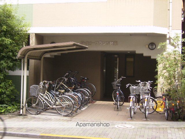 アイビーフラッツ台東の外観写真