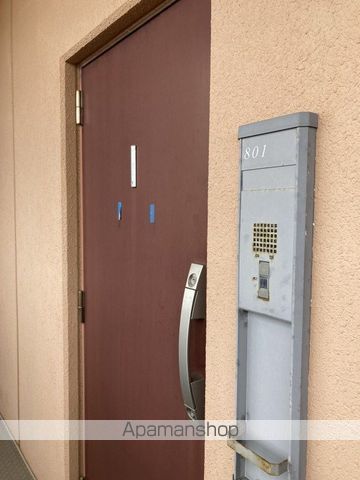 BUENA上大川前通10番町の玄関写真