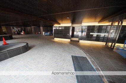 東京都新宿区大京町[2LDK/50.64m2]の共用部3