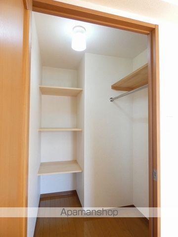 ブラウンコートの内装写真