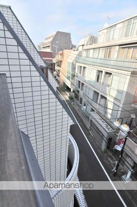 東京都世田谷区赤堤４丁目[1R/15.22m2]のエントランス1