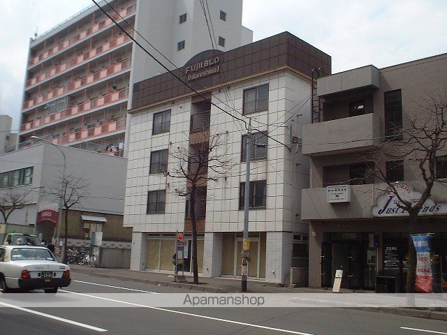 藤井ビル中の島の外観写真