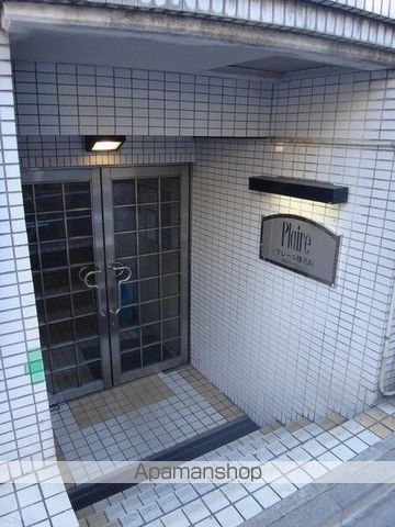 プレール椎名町の玄関写真