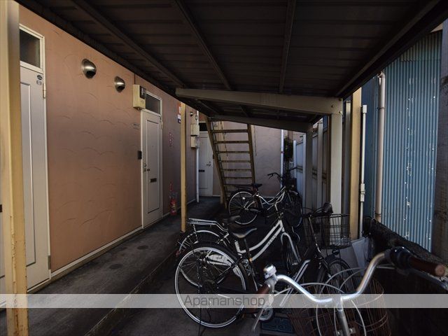 リバティ文京の玄関写真