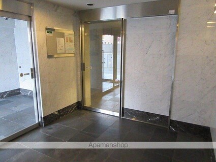 東京都中野区中野５丁目[1LDK/42.46m2]の共用部3