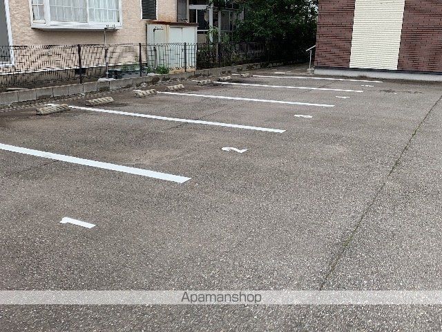 レオネクストル モンドのその他写真