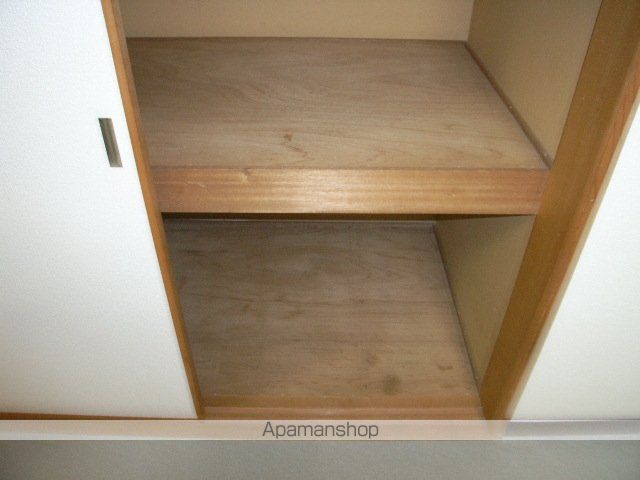シャトル1DKの内装写真