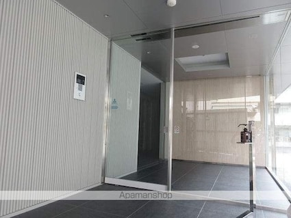 ヴァロータ氷川台[1LDK/41.84m2]のエントランス1