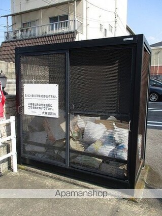 愛媛県新居浜市庄内町４丁目[1R/35.25m2]の共用部3