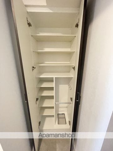 P’S IMAIKEの内装写真