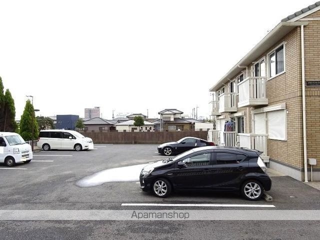 グランドソレイユ　Ａ[1LDK/48.7m2]の駐車場2