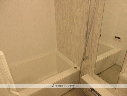 ザ・パークハビオ高円寺レジデンス[1K/25.3m2]のバス