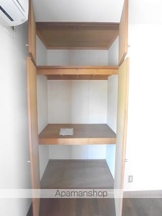 ハウス楓[1R/26.08m2]の収納