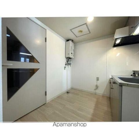 ビッグバーンズマンション水車町の内装写真