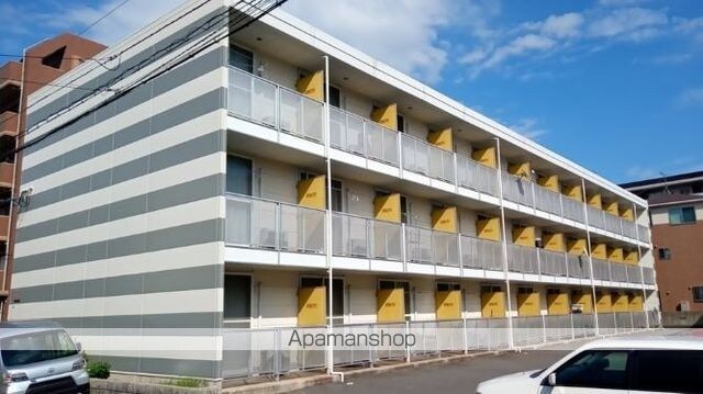 レオパレスプレミール東本浦[1K/23.18m2]の外観2