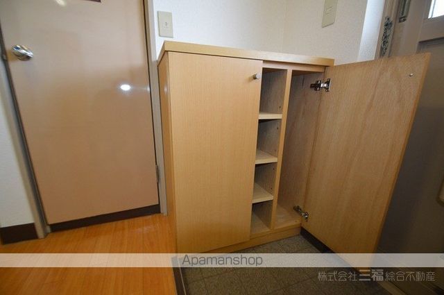 伊予鉄大手町ビルの内装写真