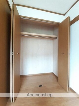 メゾン・ラフィーネ[2K/42.77m2]の収納