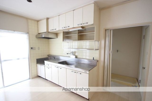 広島県広島市佐伯区皆賀４丁目[2LDK/58.89m2]のキッチン