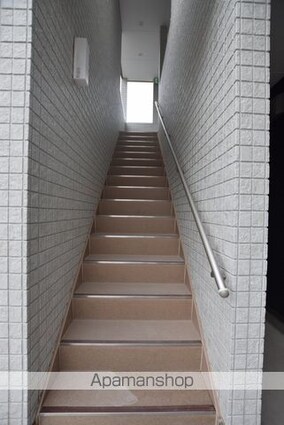 サニープレイス山手町Ⅱ[1R/31.46m2]の共用部3