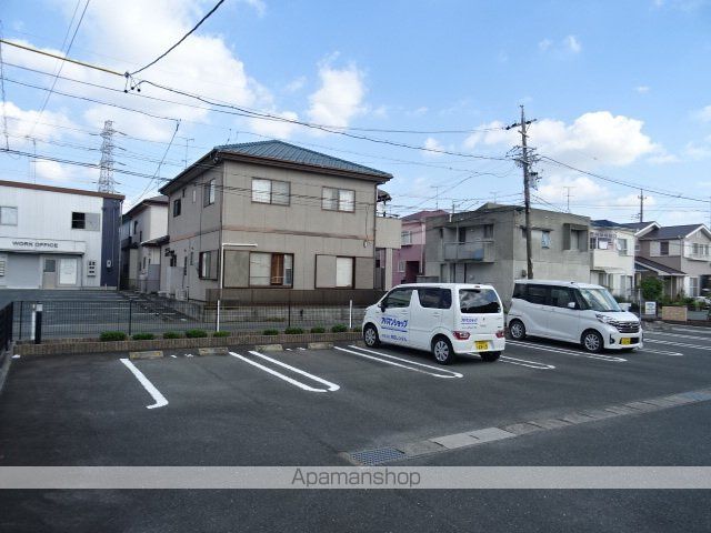 メゾンクレールIIの外観写真