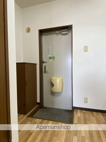 カズIIIの内装写真