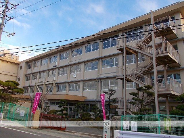 レディアンWの周辺写真