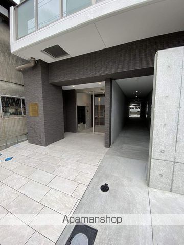 BROAD新うめきたRESIDENCEの玄関写真