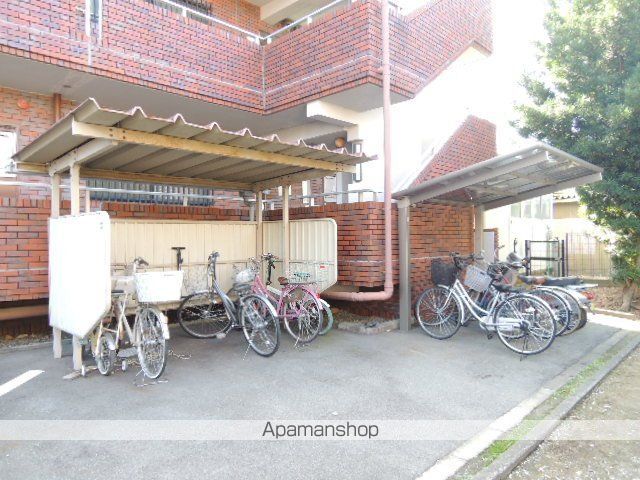 ロイヤルメゾン小豆餅の外観写真