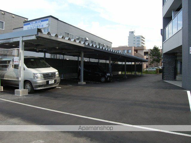 サムティ学園前の外観写真