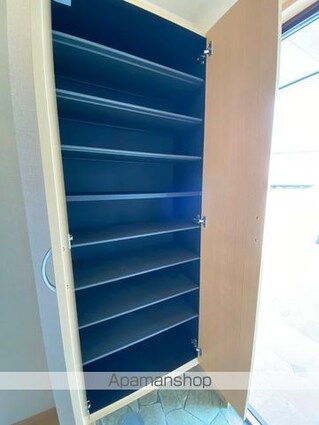 アムール和Ⅱ[2LDK/56.72m2]の玄関1