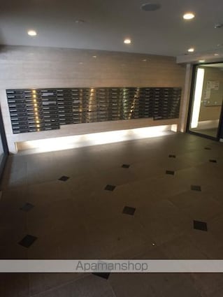 フェニックス新横濱クアトロ[2DK/44.16m2]のエントランス1