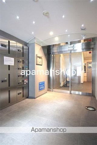 ARDEN京町堀イーストの玄関写真