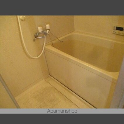 ウェルネス島山[3LDK/65.72m2]のバス