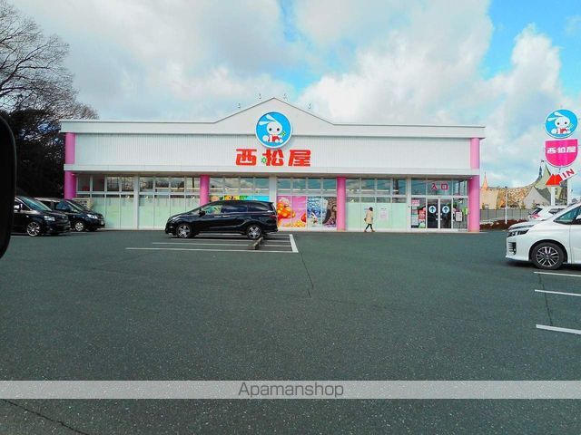 グランドクルーの周辺写真