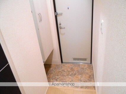 Ｔｒｙａｌｌ[1R/36.81m2]の玄関