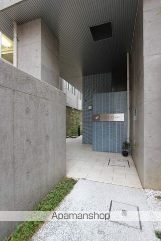 パインタワーの玄関写真