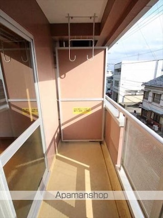 グランアルブル神田[1R/30m2]のバルコニー