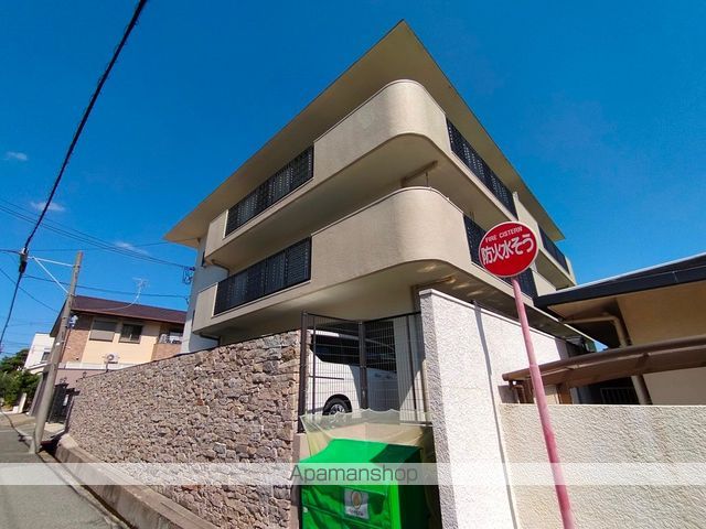 ベルヴィ甲東園の外観写真