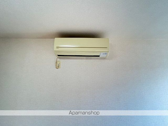 ポアナIIの内装写真
