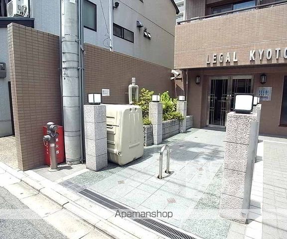 リーガル京都河原町IIの玄関写真