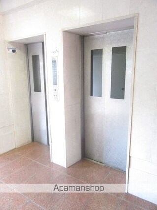 東京都立川市錦町１丁目[3LDK/66.94m2]の共用部3